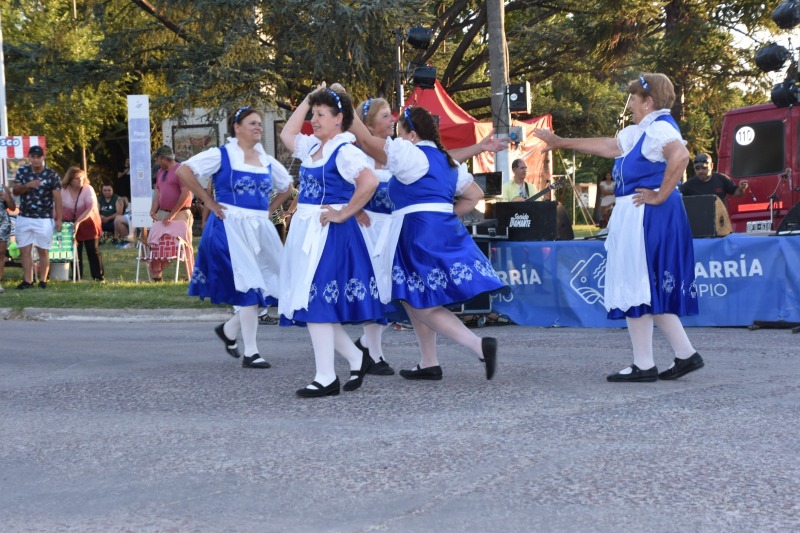 Imgenes de la fiesta de los alemanes del Volga